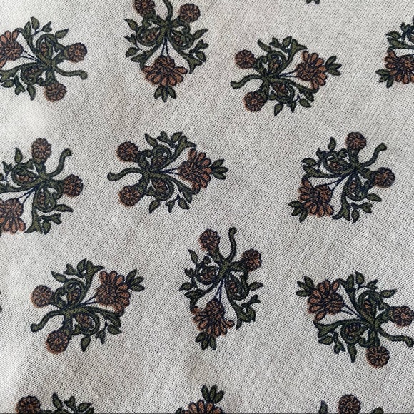 Urban Outfitters Tie Front Crop Top Size Medium - Picture 11 of 16